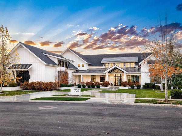 727 S Brentbrook Lane, Eagle, ID 83616