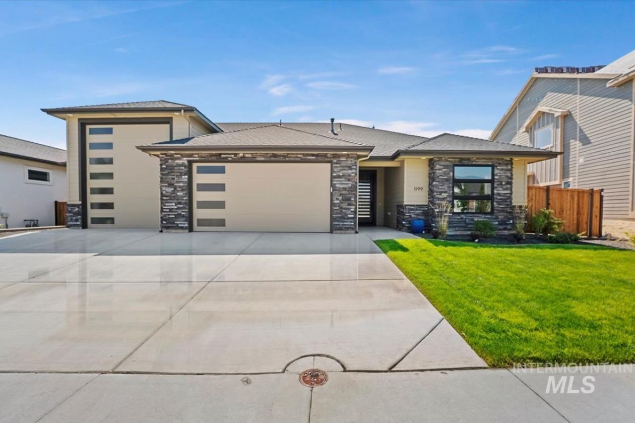 1199 W Ultar Dr, Nampa, ID 83686 Main Photo
