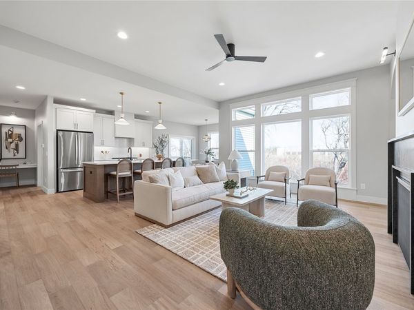 3526 Reed Road, Hiawatha, IA 52302