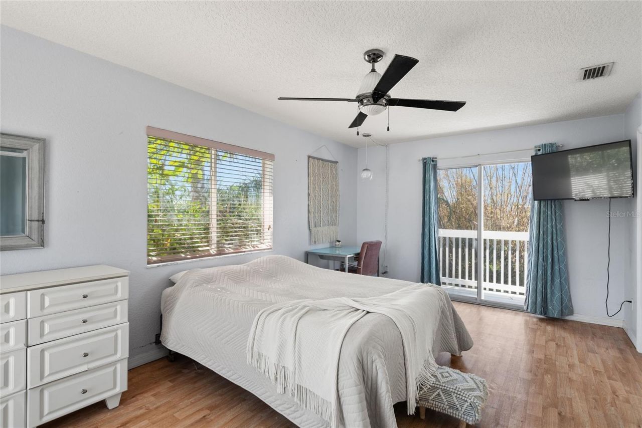 1422 N Atlantic Avenue, New Smyrna Beach, FL 32169 Photo