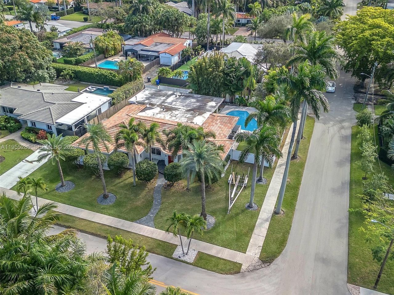 1254 Madison St, Hollywood, FL 33019 Photo