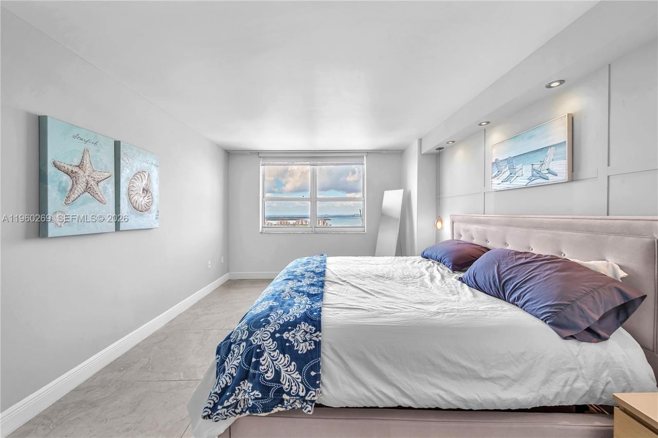 90 Alton Rd, Unit 2604, Miami Beach, FL 33139 Photo