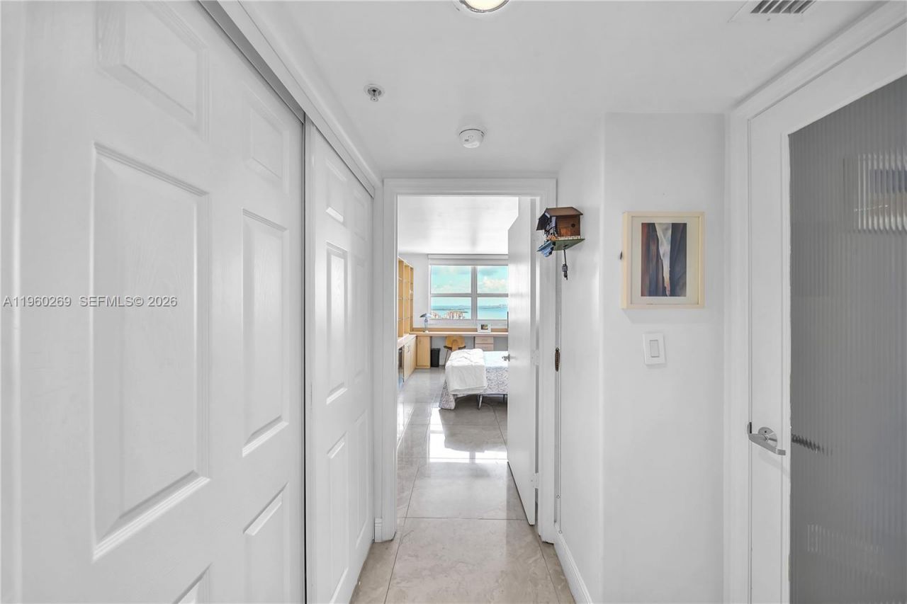 90 Alton Rd, Unit 2604, Miami Beach, FL 33139 Photo