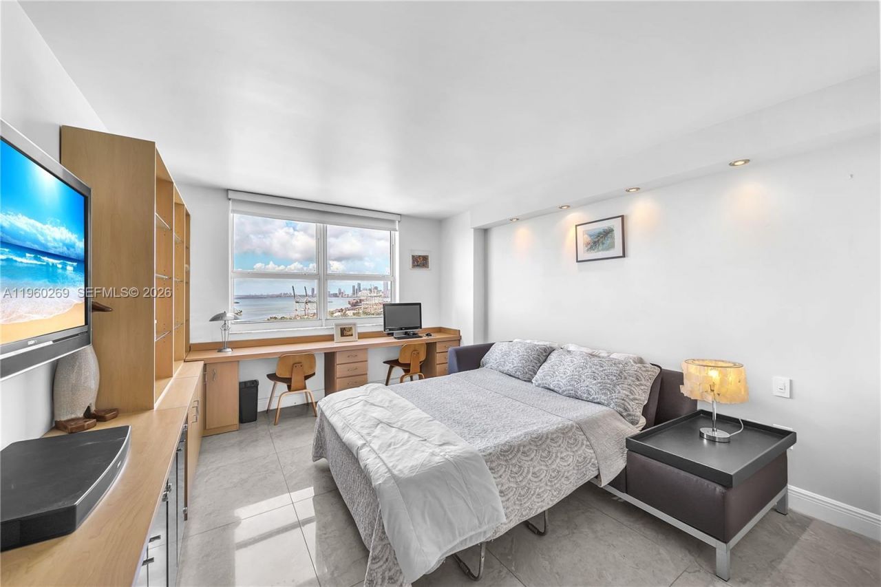 90 Alton Rd, Unit 2604, Miami Beach, FL 33139 Photo