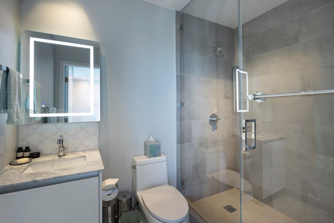 788 NE 23rd St, Unit 5302, Miami, FL 33137 Photo