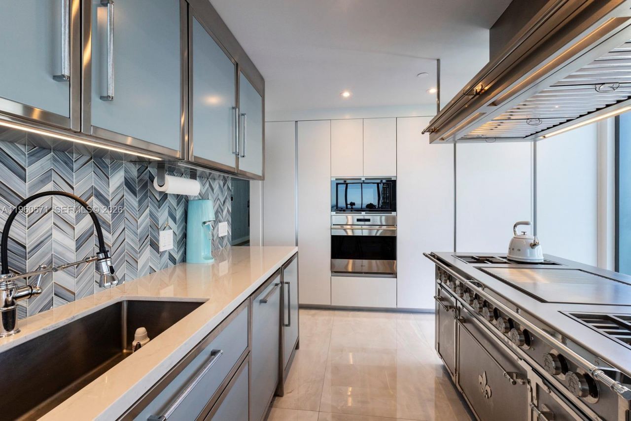 788 NE 23rd St, Unit 5302, Miami, FL 33137 Photo