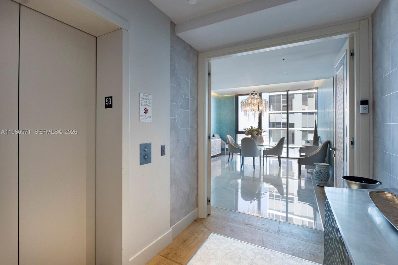 788 NE 23rd St, Unit 5302, Miami, FL 33137 Photo