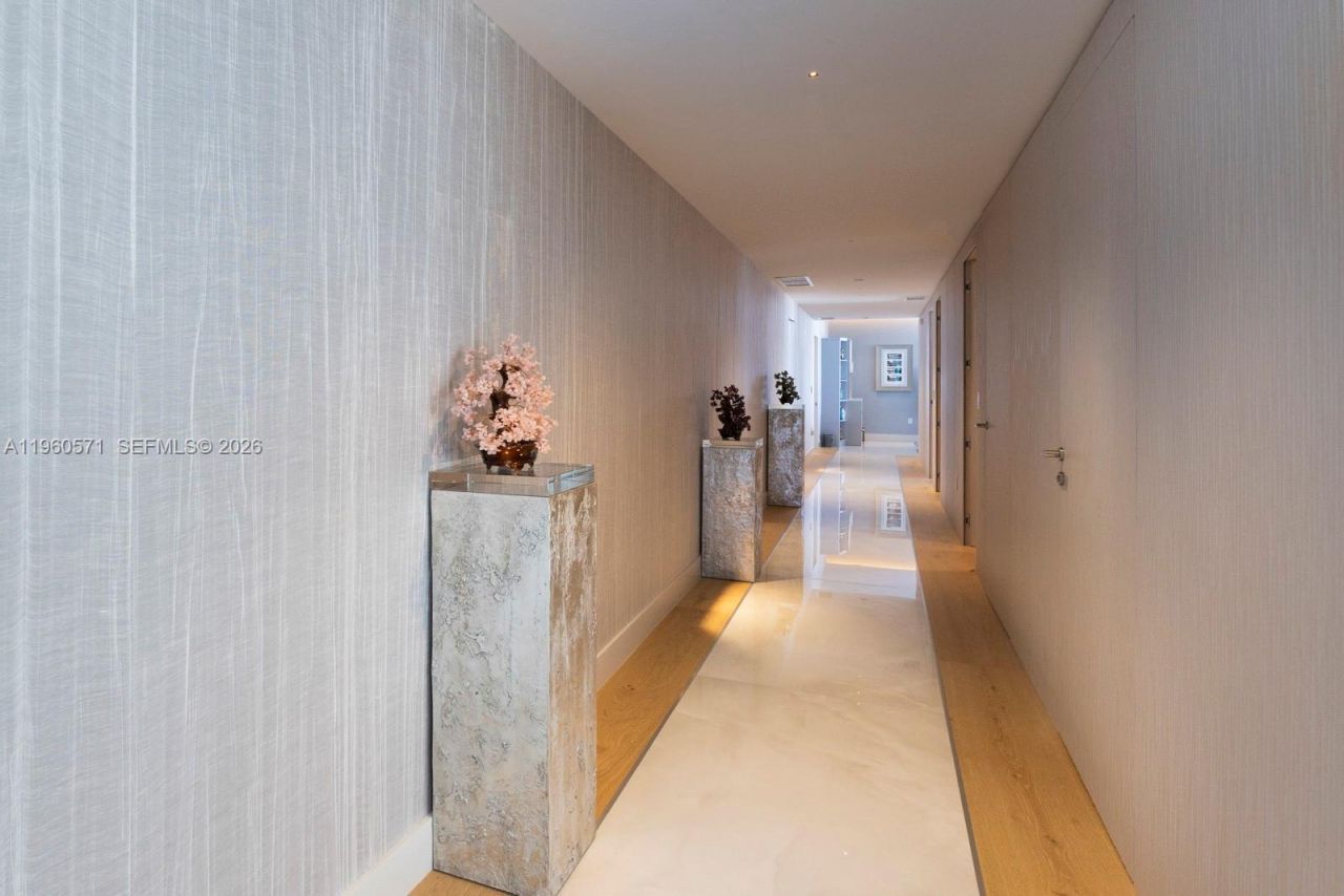 788 NE 23rd St, Unit 5302, Miami, FL 33137 Photo