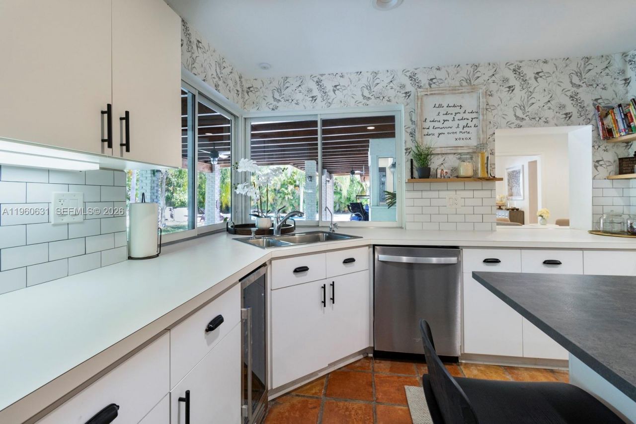 6255 SW 99th Ter, Pinecrest, FL 33156 Photo