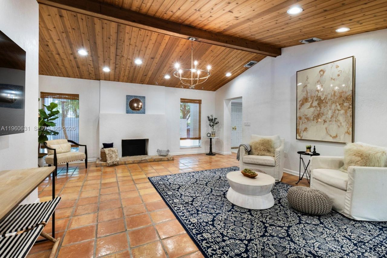 6255 SW 99th Ter, Pinecrest, FL 33156 Photo