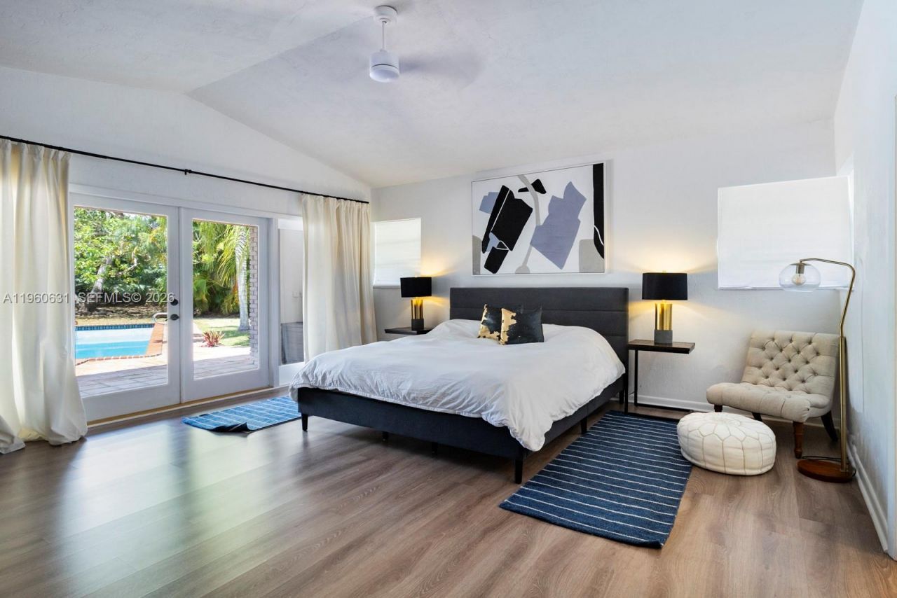 6255 SW 99th Ter, Pinecrest, FL 33156 Photo