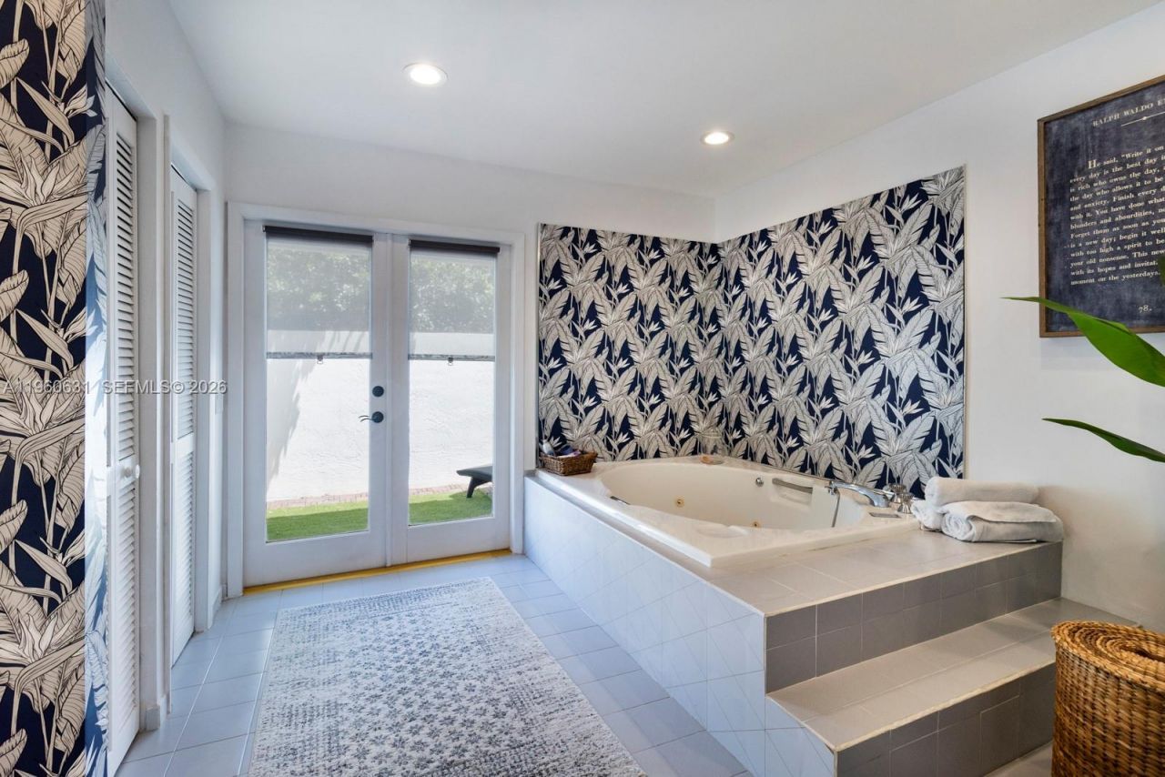 6255 SW 99th Ter, Pinecrest, FL 33156 Photo