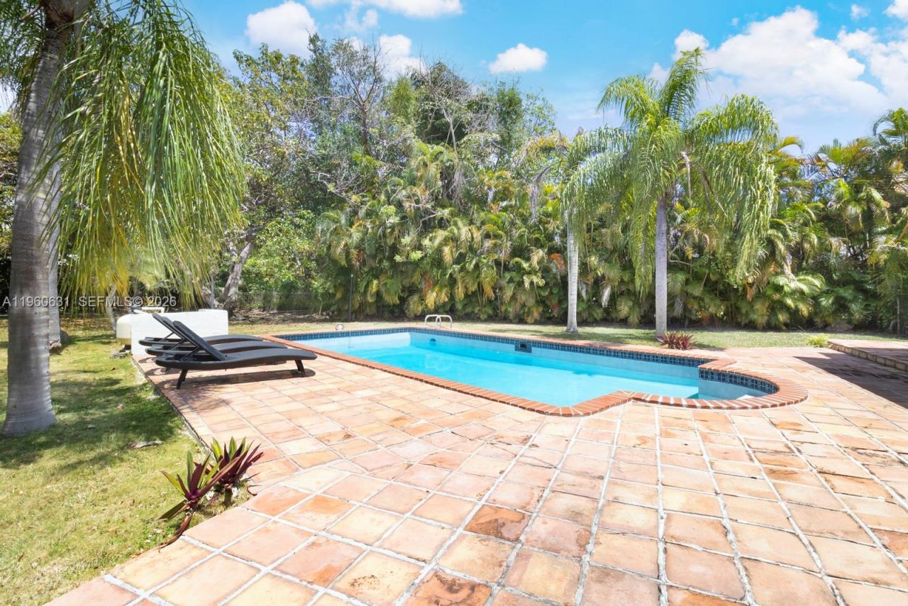 6255 SW 99th Ter, Pinecrest, FL 33156 Photo