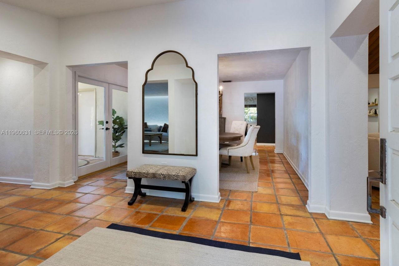 6255 SW 99th Ter, Pinecrest, FL 33156 Photo