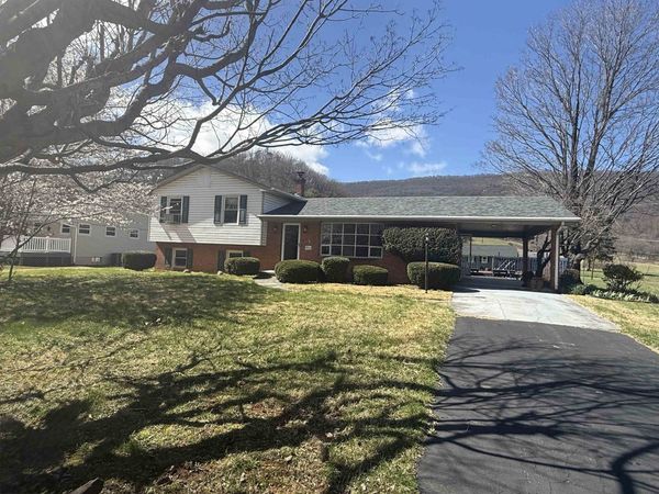 3010 VALLEY RIDGE RD, COVINGTON, VA 24426