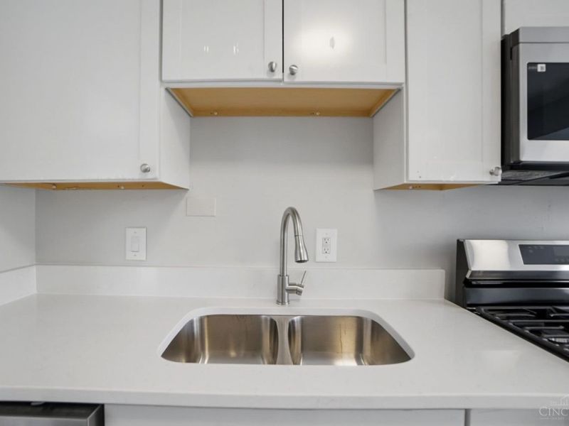 10240 Panola Drive, Woodlawn, OH 45215 Photo 11