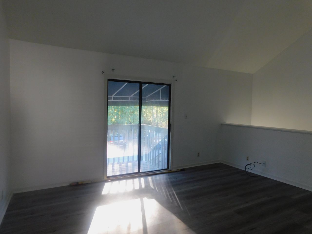 801 Burcale Road Circle Photo 4