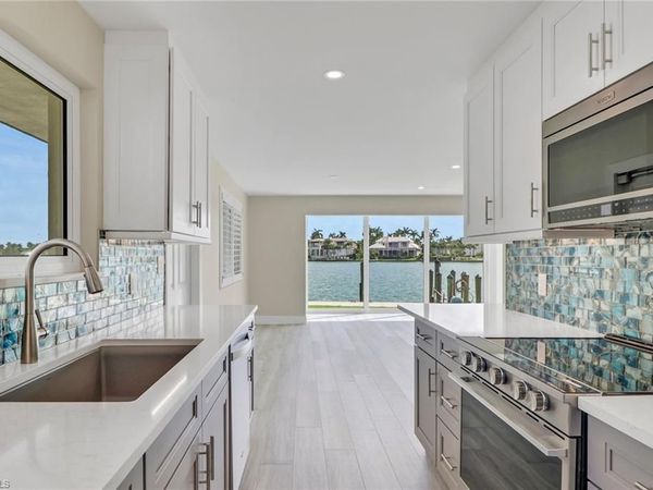 2500 Gulf Shore BLVD N, Unit S10, NAPLES, FL 34103