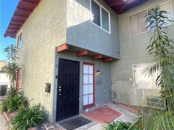 563 S Fashion Park Street, Unit C, Orange, CA 92866