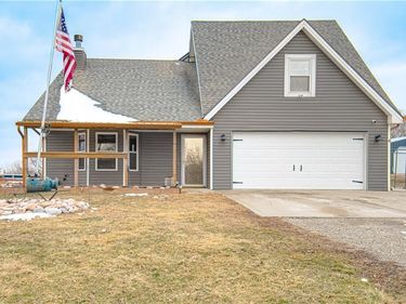 887 SE 201 Street, Holt, MO 64048