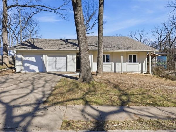 6507 GOODMAN Drive, Mission, KS 66202