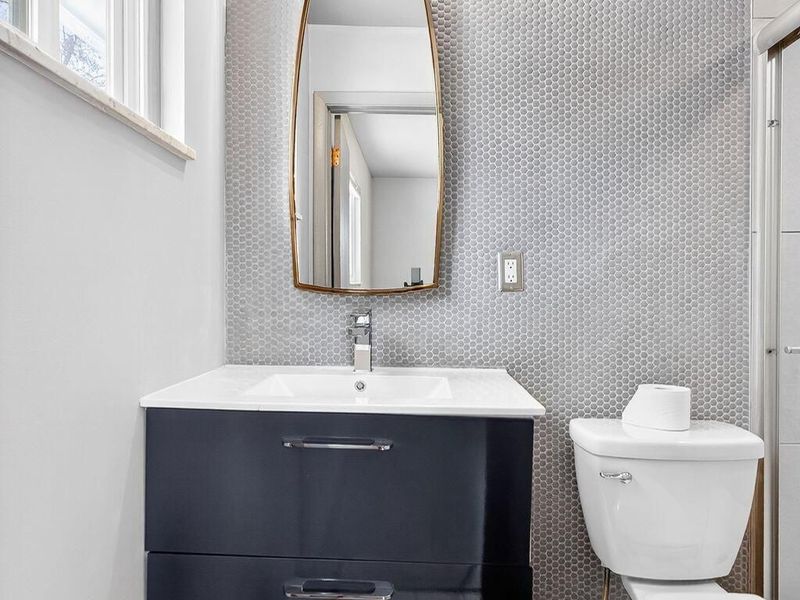 143 Serran Drive, Columbus, OH 43230 Photo 28