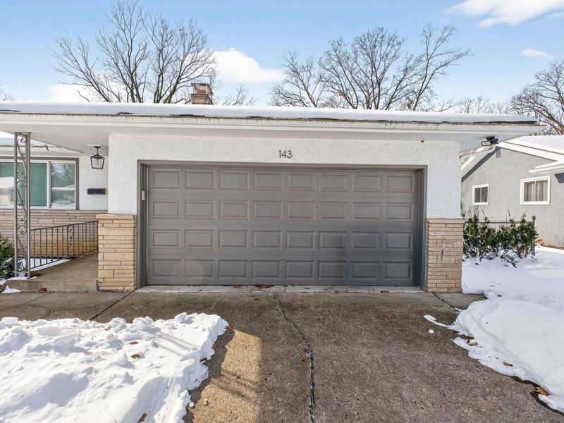 143 Serran Drive, Columbus, OH 43230 Photo 4