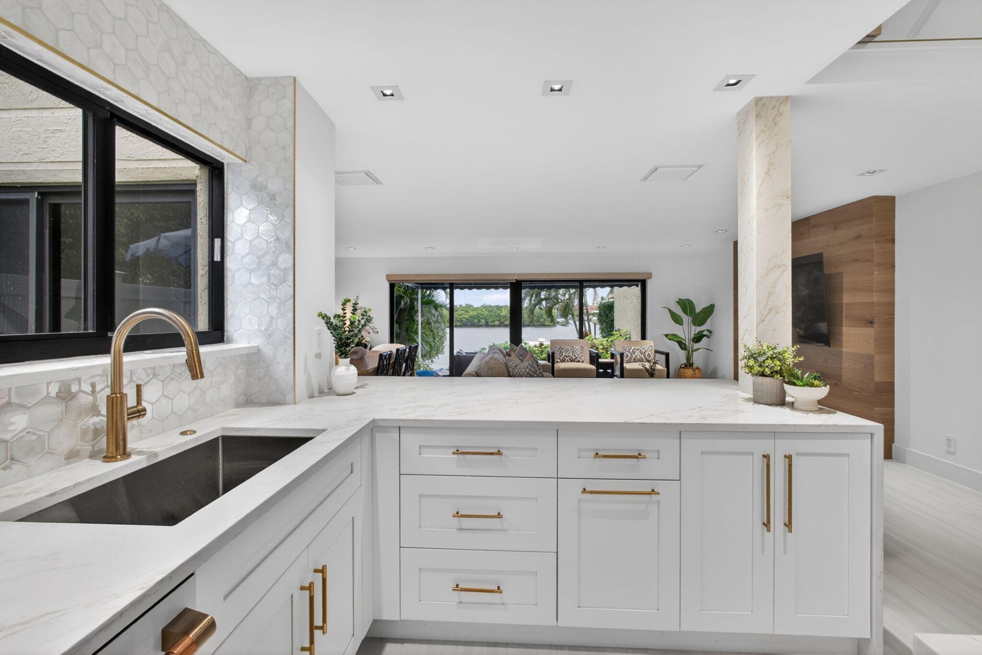 6550 N Ocean Boulevard, Unit 1, Ocean Ridge, FL 33435 Photo