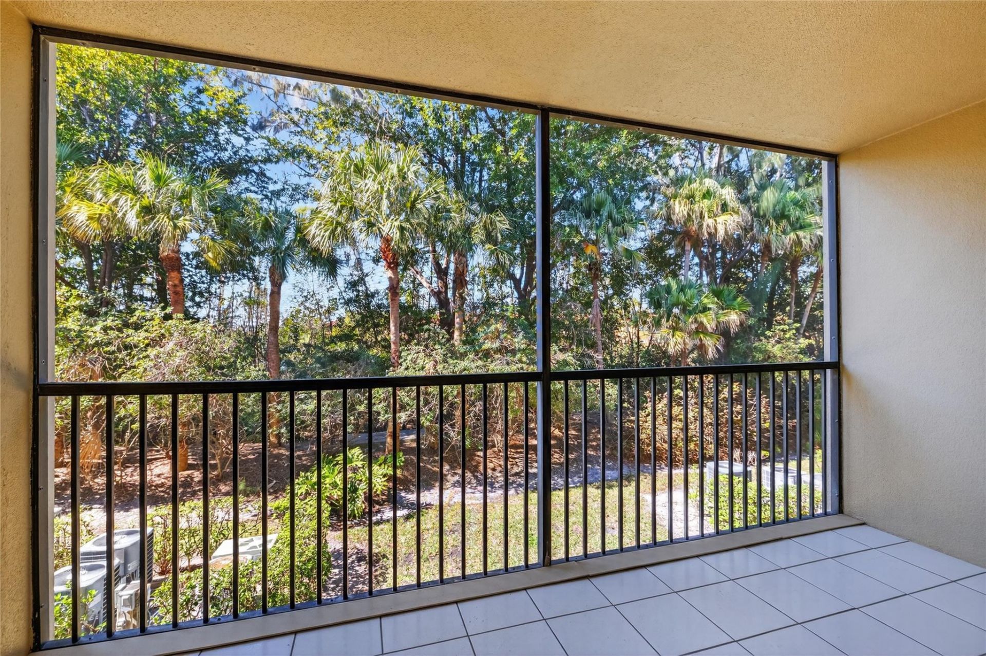 900 SW 142nd Avenue, Unit 213L, Pembroke Pines, FL 33027 Photo