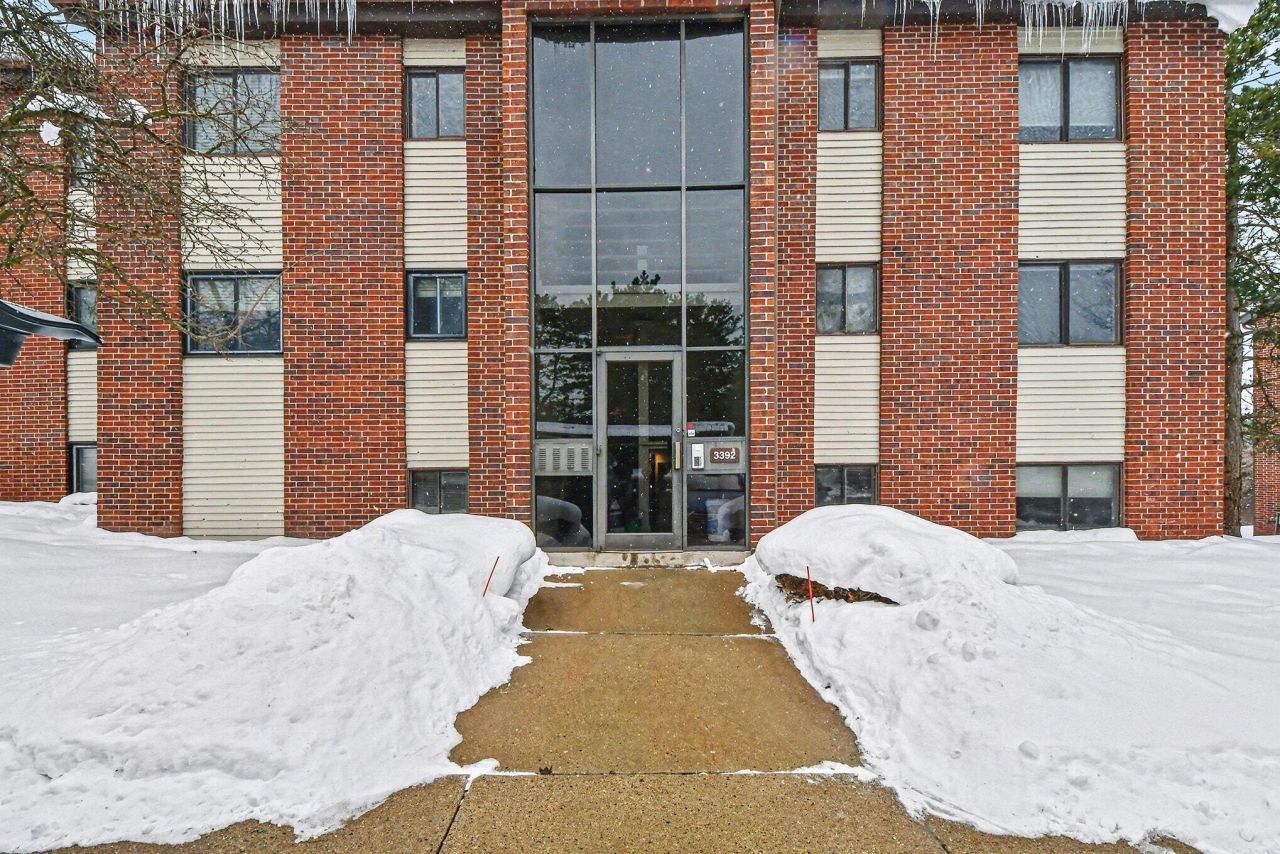 3392 Devonwood Hills Ne, Unit F, Grand Rapids, MI 49525 Main Photo