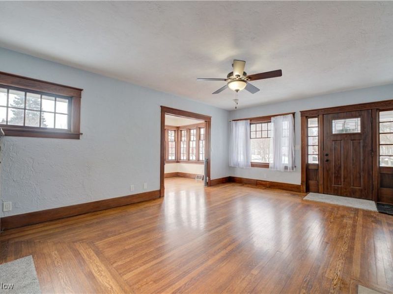 855 Osborn Avenue, Lorain, OH 44052 Photo 3