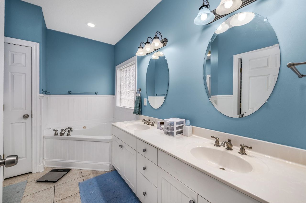 1630 Edgewood Dr. Photo 18