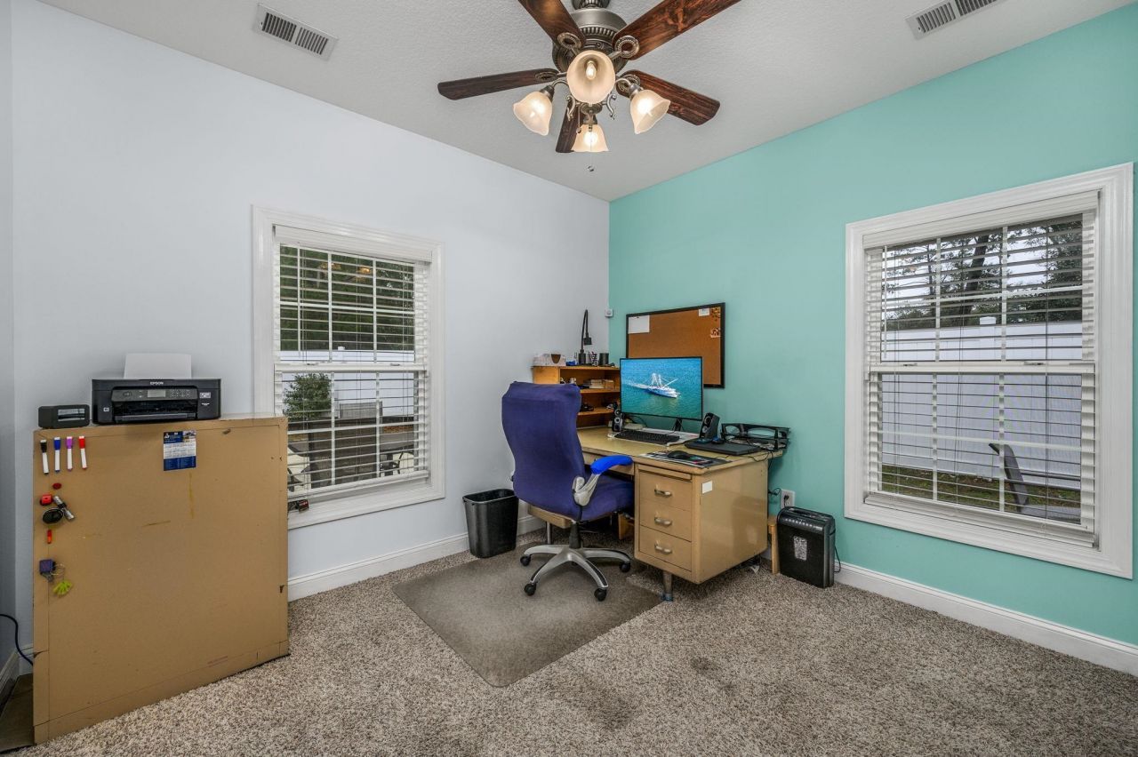 1630 Edgewood Dr. Photo 23