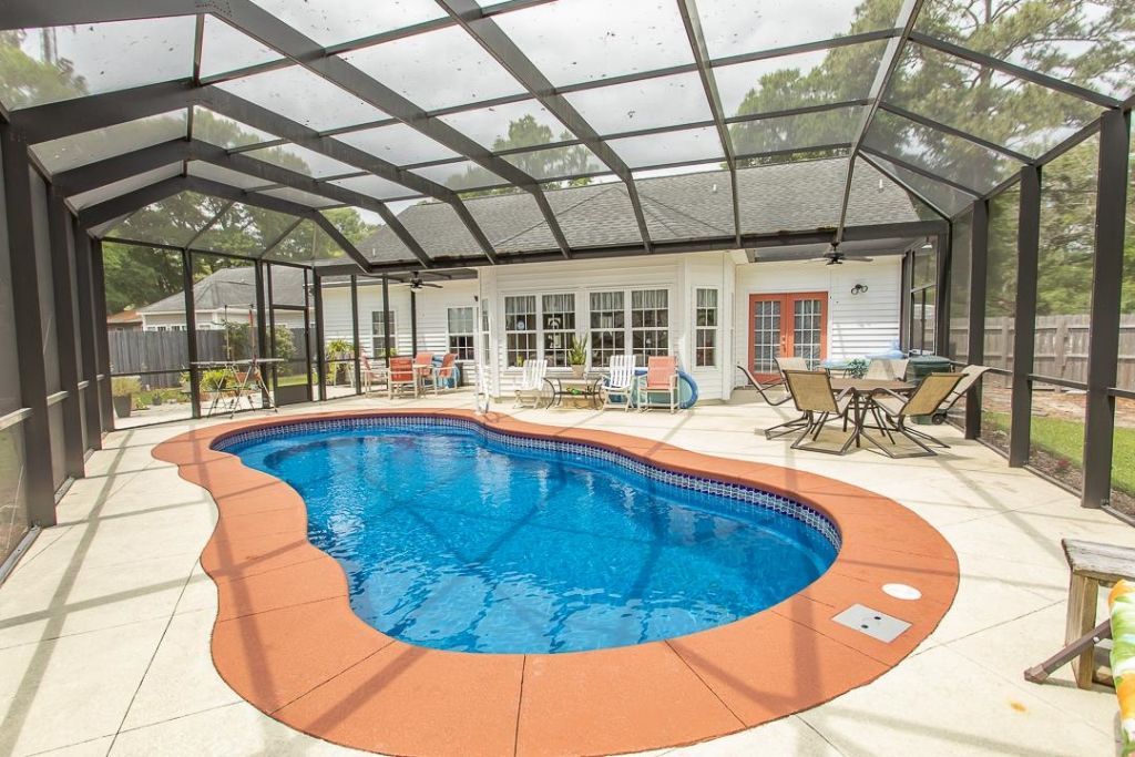 1630 Edgewood Dr. Photo 27