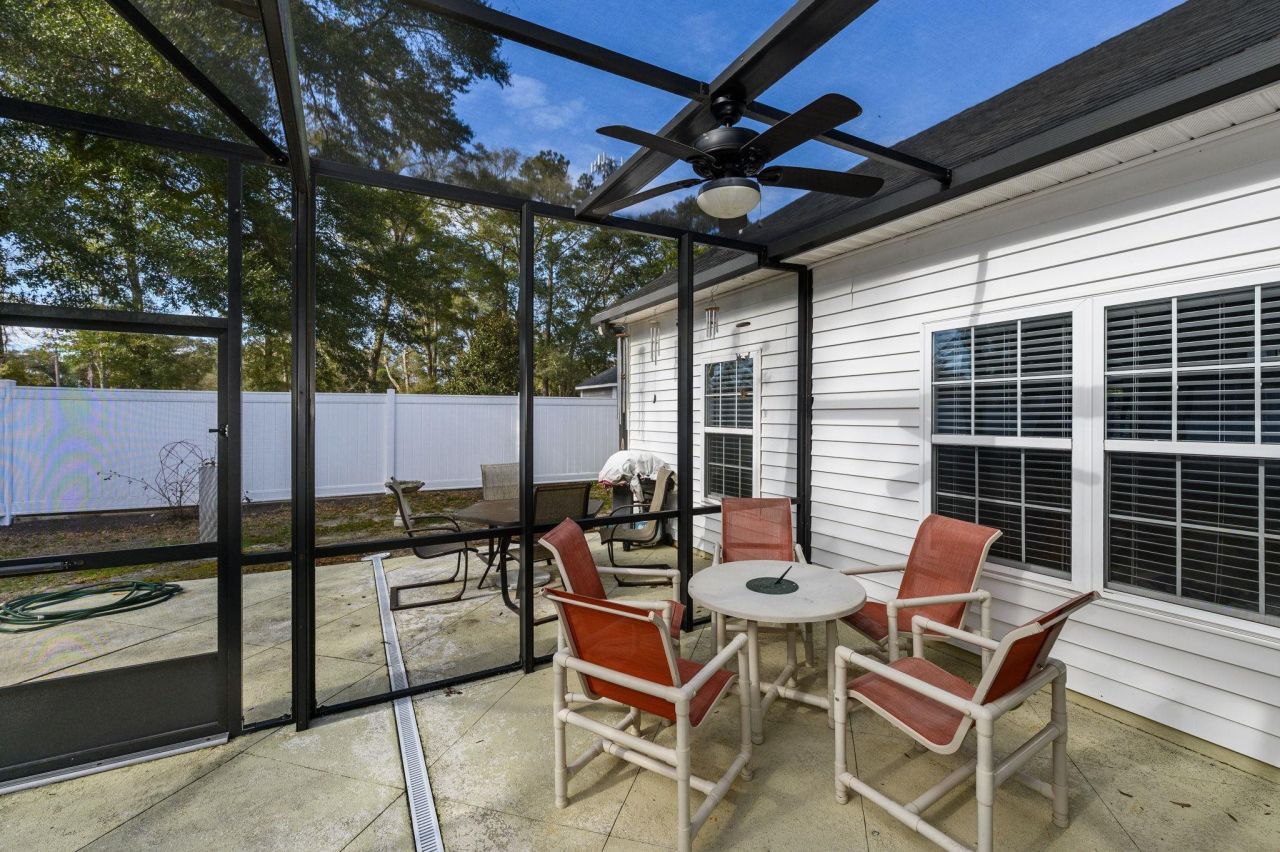 1630 Edgewood Dr. Photo 30