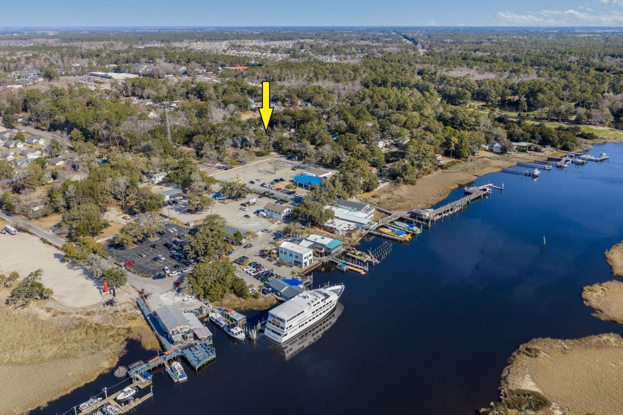 1630 Edgewood Dr. Photo 36