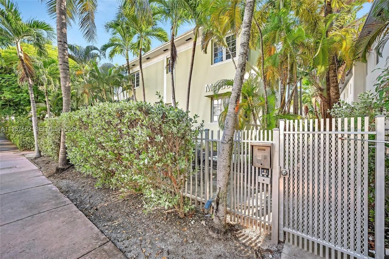 1561 Lenox Ave, Unit 2, Miami Beach, FL 33139 Photo