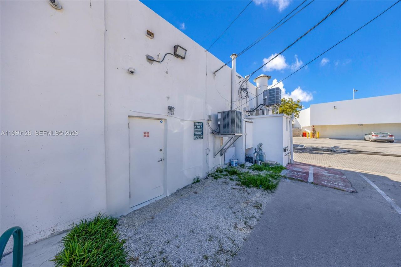 1975 71st St , Miami Beach, FL 33141 Photo