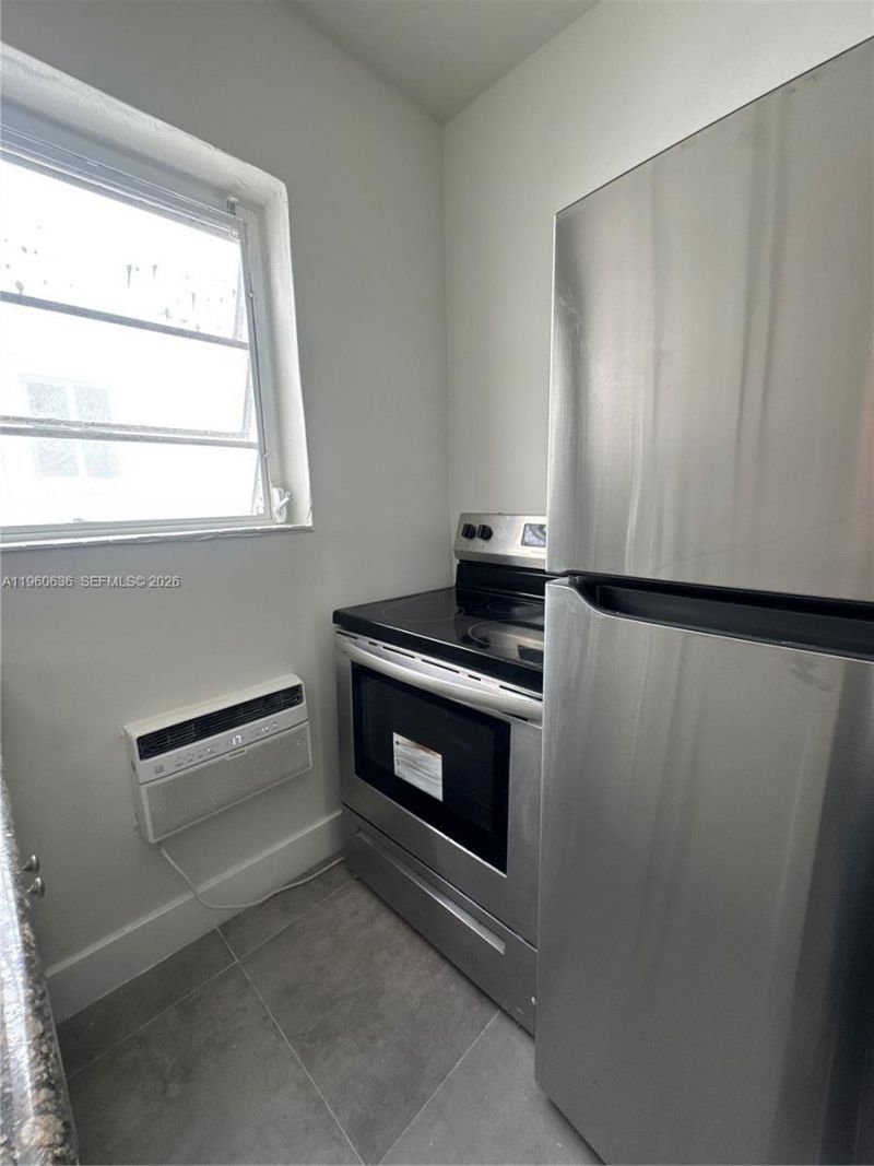 1965 Calais Dr, Unit 9, Miami Beach, FL 33141 Photo