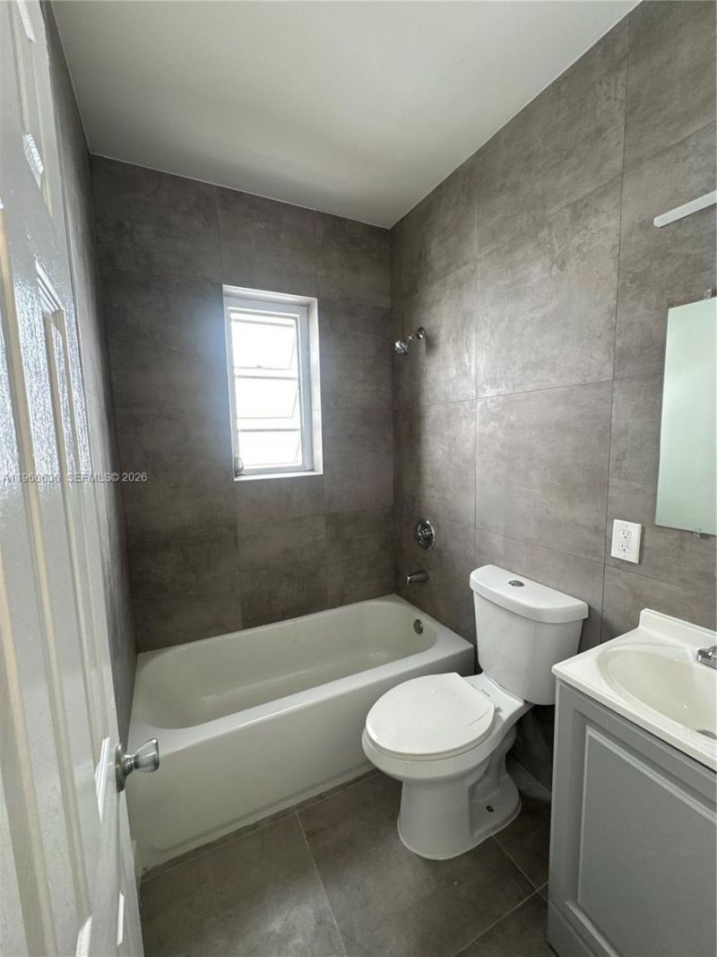 1965 Calais Dr, Unit 9, Miami Beach, FL 33141 Photo