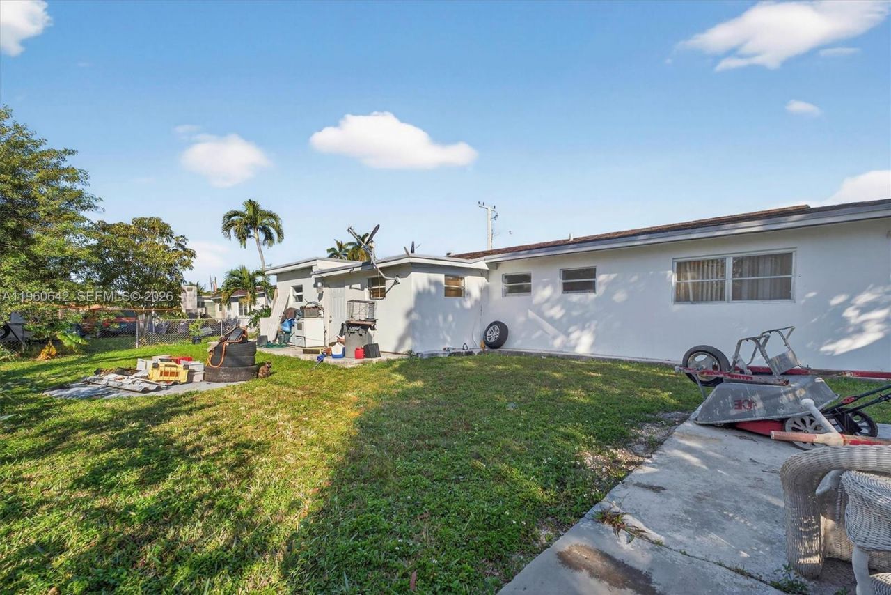 20 NE 215th St , Miami Gardens, FL 33179 Photo