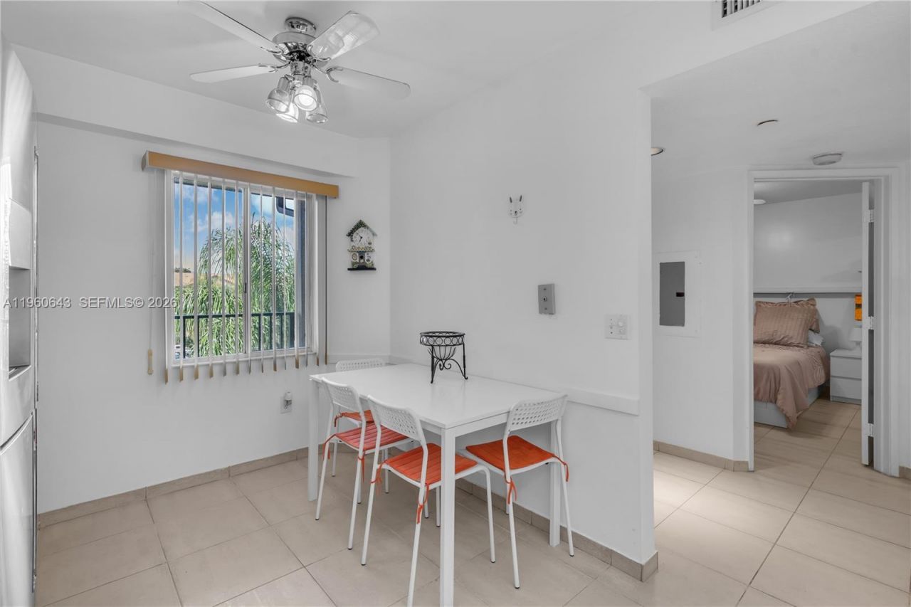 901 SW 141st Ave, Unit 405M, Pembroke Pines, FL 33027 Photo