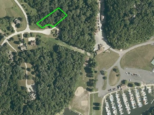 3 Waterford Drive, Galena, IL 61036