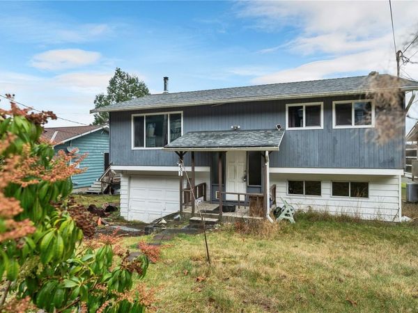 431 Macmillan Dr, Sayward, BC V0P 1R0