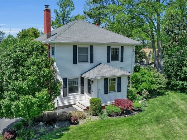 5274 Columbia Avenue, Hamburg, NY 14075