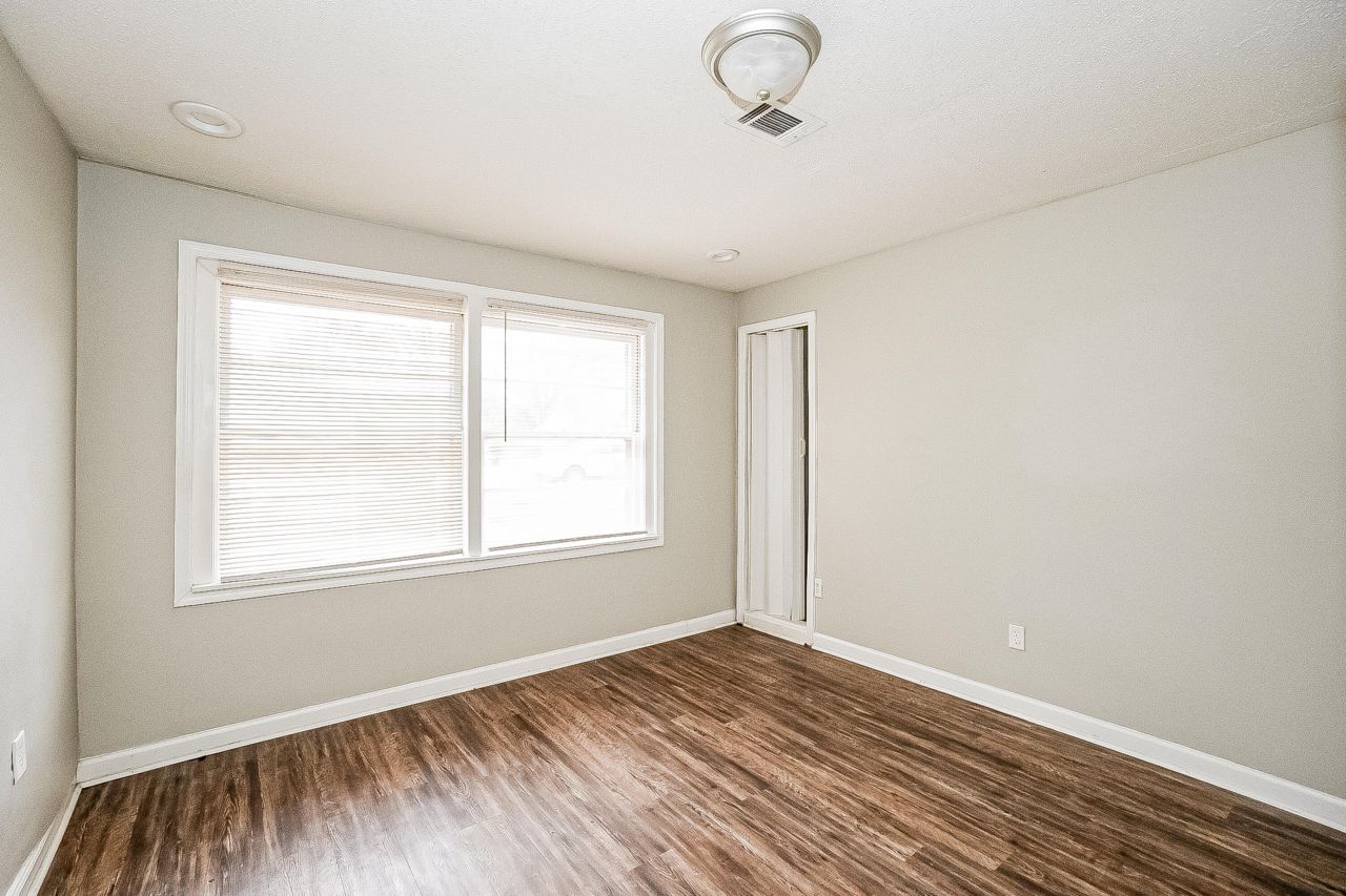 3253 Stonehaven Drive Photo 12