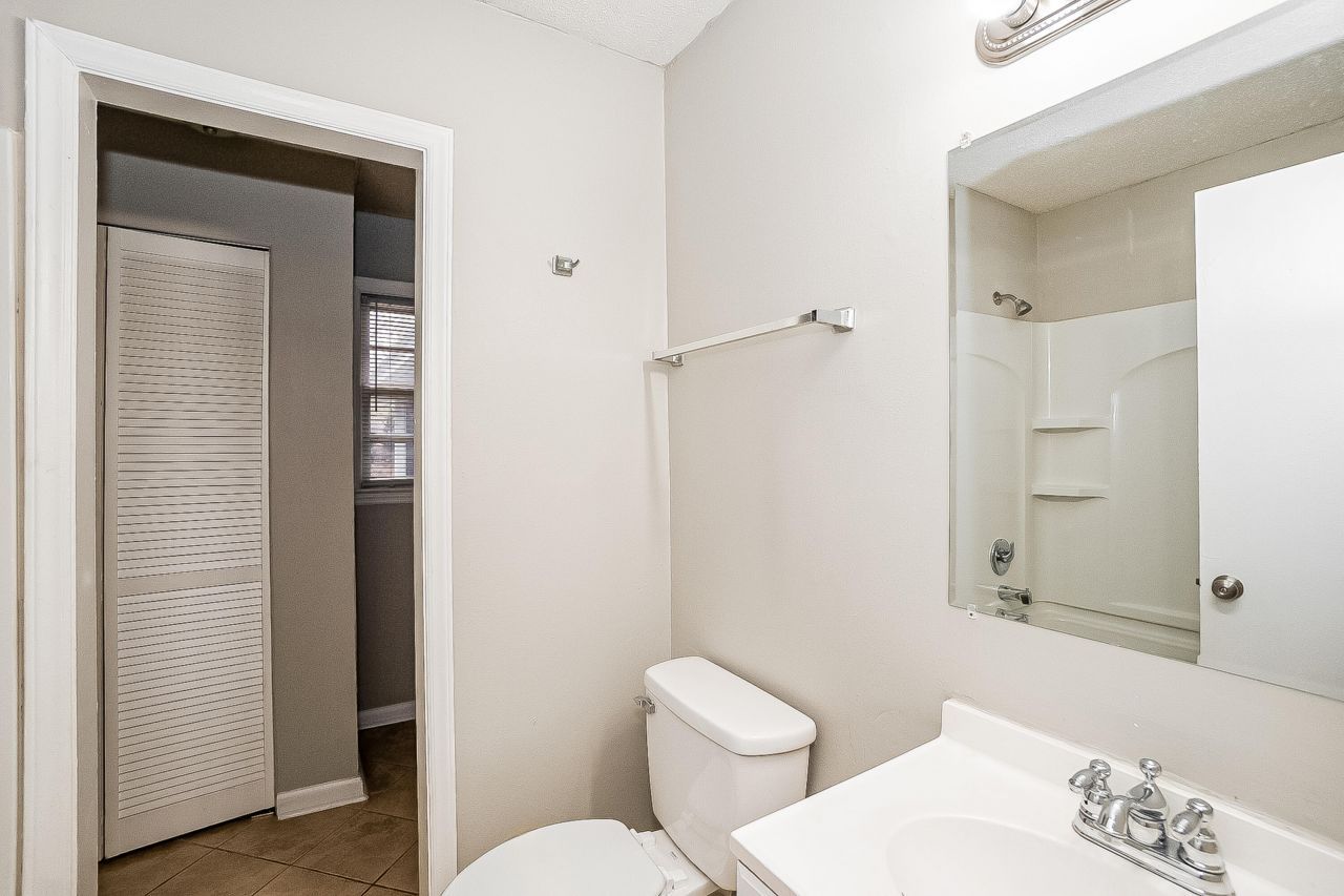 3253 Stonehaven Drive Photo 13