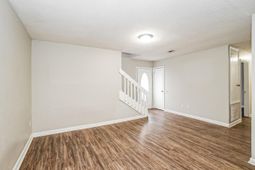 3253 Stonehaven Drive photo 4