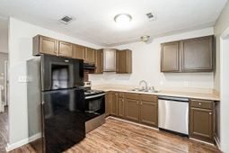 3253 Stonehaven Drive photo 4