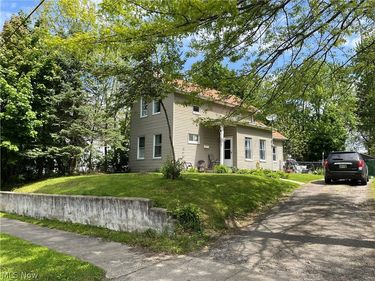 3803 Cress Road, Cleveland, OH 44111
